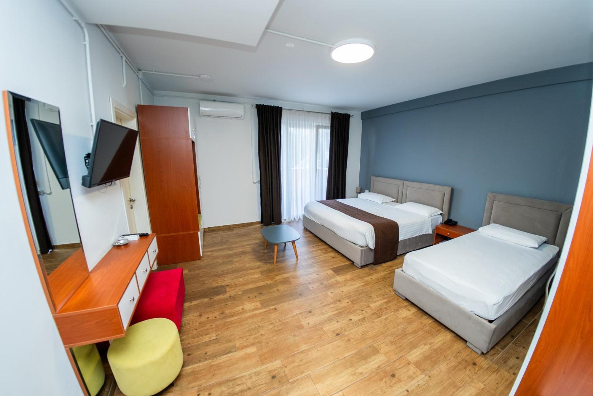 Olivar Hotel Tirana Selitë e Vogël Exteriér fotografie