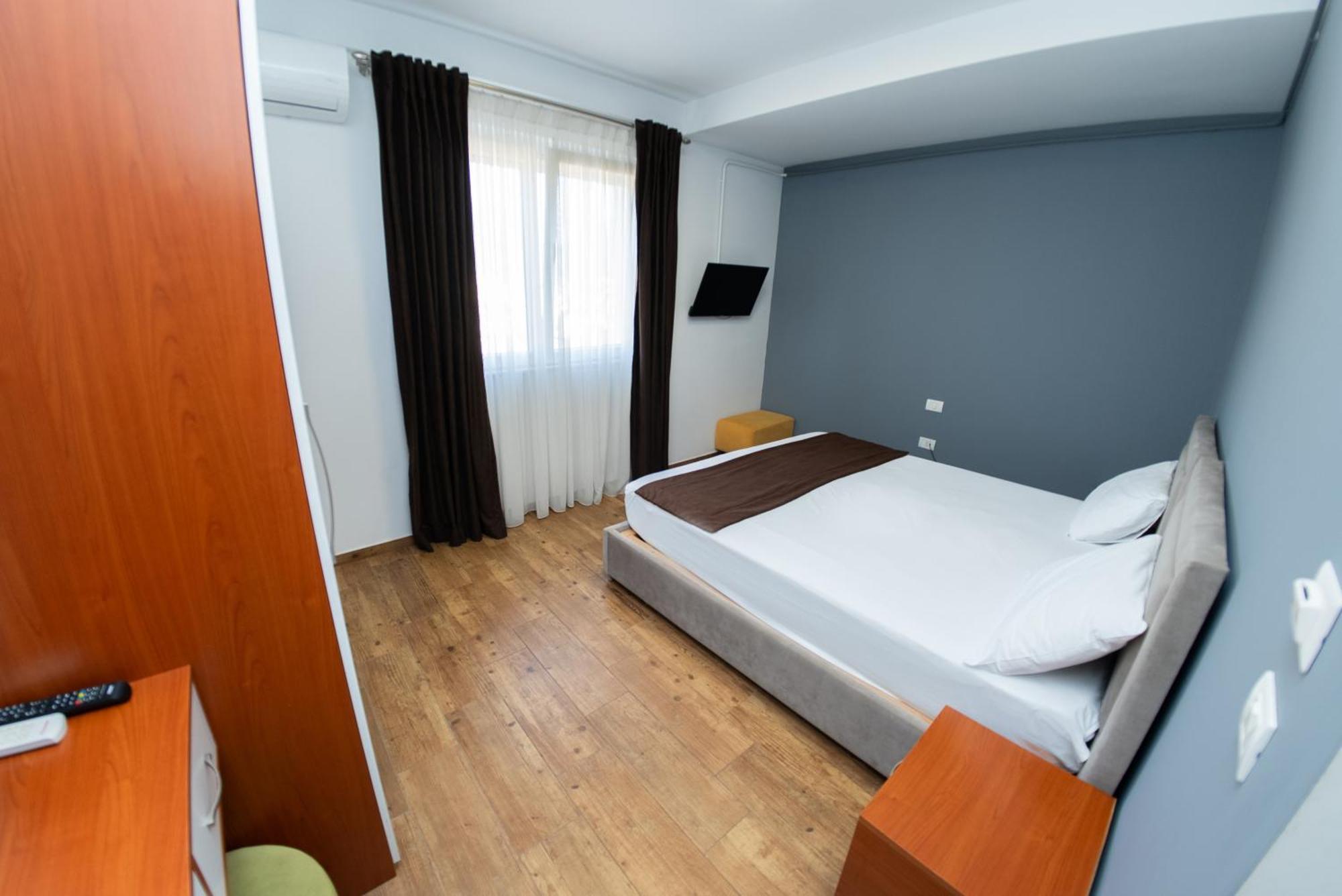 Olivar Hotel Tirana Selitë e Vogël Exteriér fotografie